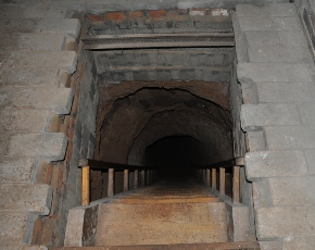 ����ɽ�׿��յص��zַ���֮һ