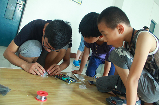 �Ї�(gu��)ʯ�ʹ�W(xu��)���A�|������(m��ng)֮�������̈F(tu��n)��ɽ�|ʡ�S�u��(j��ng)��(j��)�_(k��i)�l(f��)�^(q��)ᘌ�(du��)���(l��i)��(w��)���ˆT��Ů�����؃�ͯ�_(k��i)չ������(d��ng)�����H�_(k��i)�O(sh��)�Z(y��)��(sh��)���n�̽̌W(xu��)��߀�_(k��i)չҕ�l�̌W(xu��)��ħ�g(sh��)��ħ�����L�����dȤ��n���� (3)