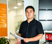 6.奮斗獎(jiǎng)：孫永新（第二黨支部、總編室）