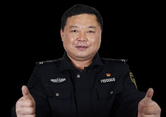 全國(guó)人大代表、黃山“守松人”