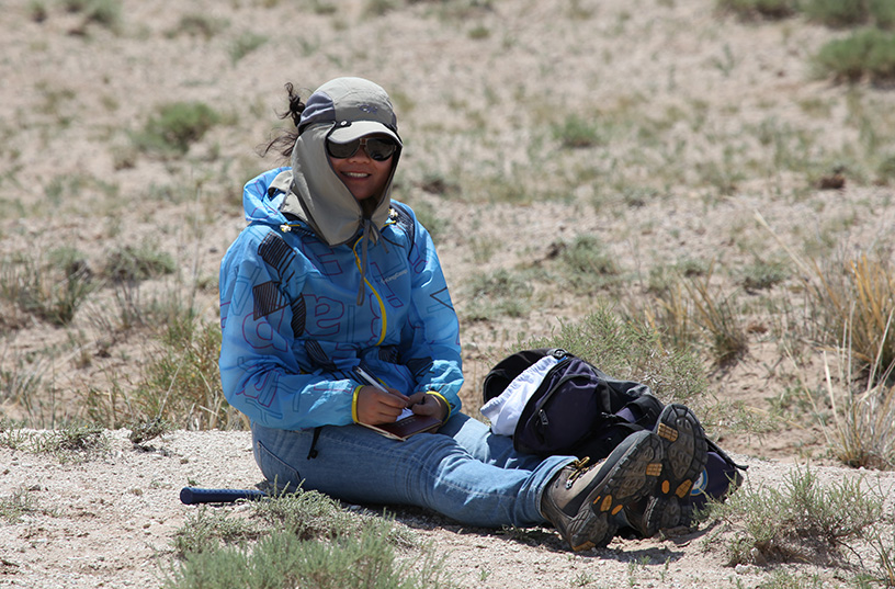 毛方園在野外科考現(xiàn)場。受訪者供圖