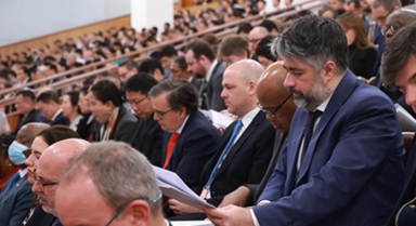 中國擔(dān)當為世界注入確定性